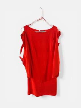 Vince Camuto Red Cold-Shoulder Shift Dress